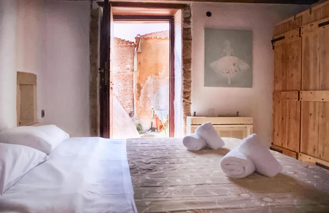 Menexes Suites Monemvasia Ngoại thất bức ảnh