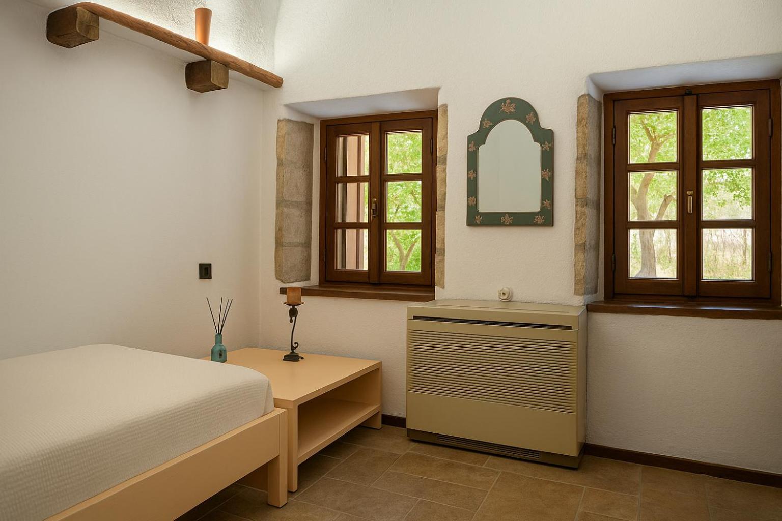 Menexes Suites Monemvasia Ngoại thất bức ảnh